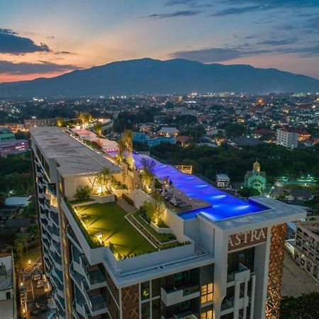 The Astra Sky River Condo Chiang Mai Bagian luar foto