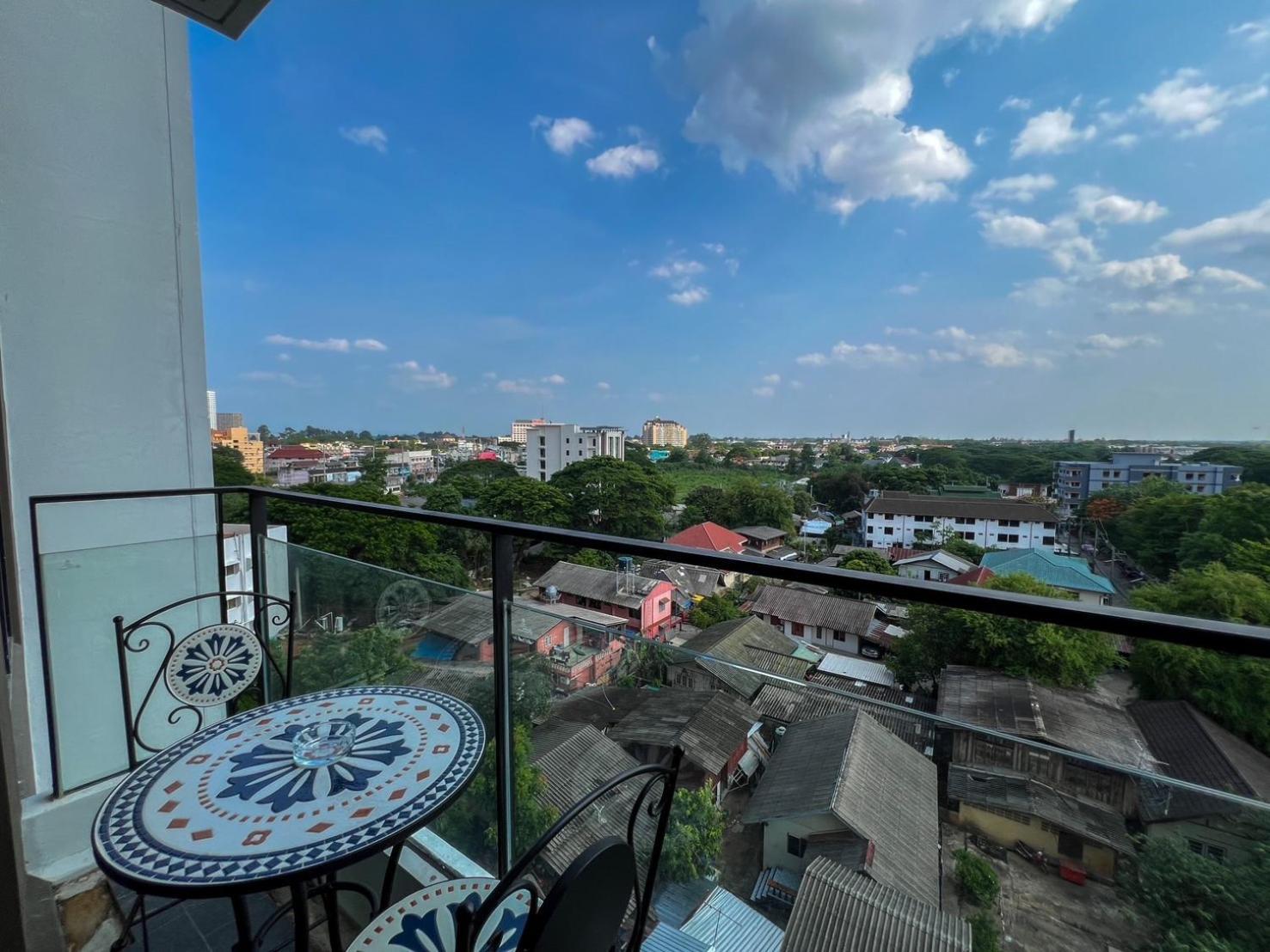 The Astra Sky River Condo Chiang Mai Bagian luar foto