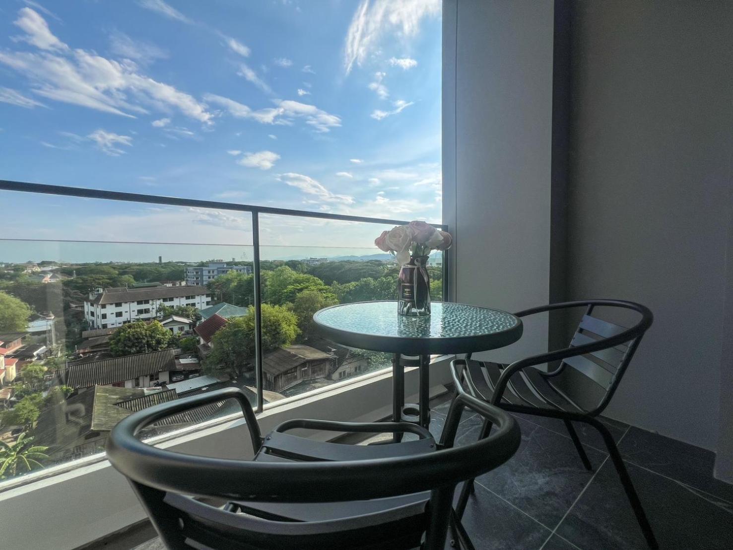 The Astra Sky River Condo Chiang Mai Bagian luar foto